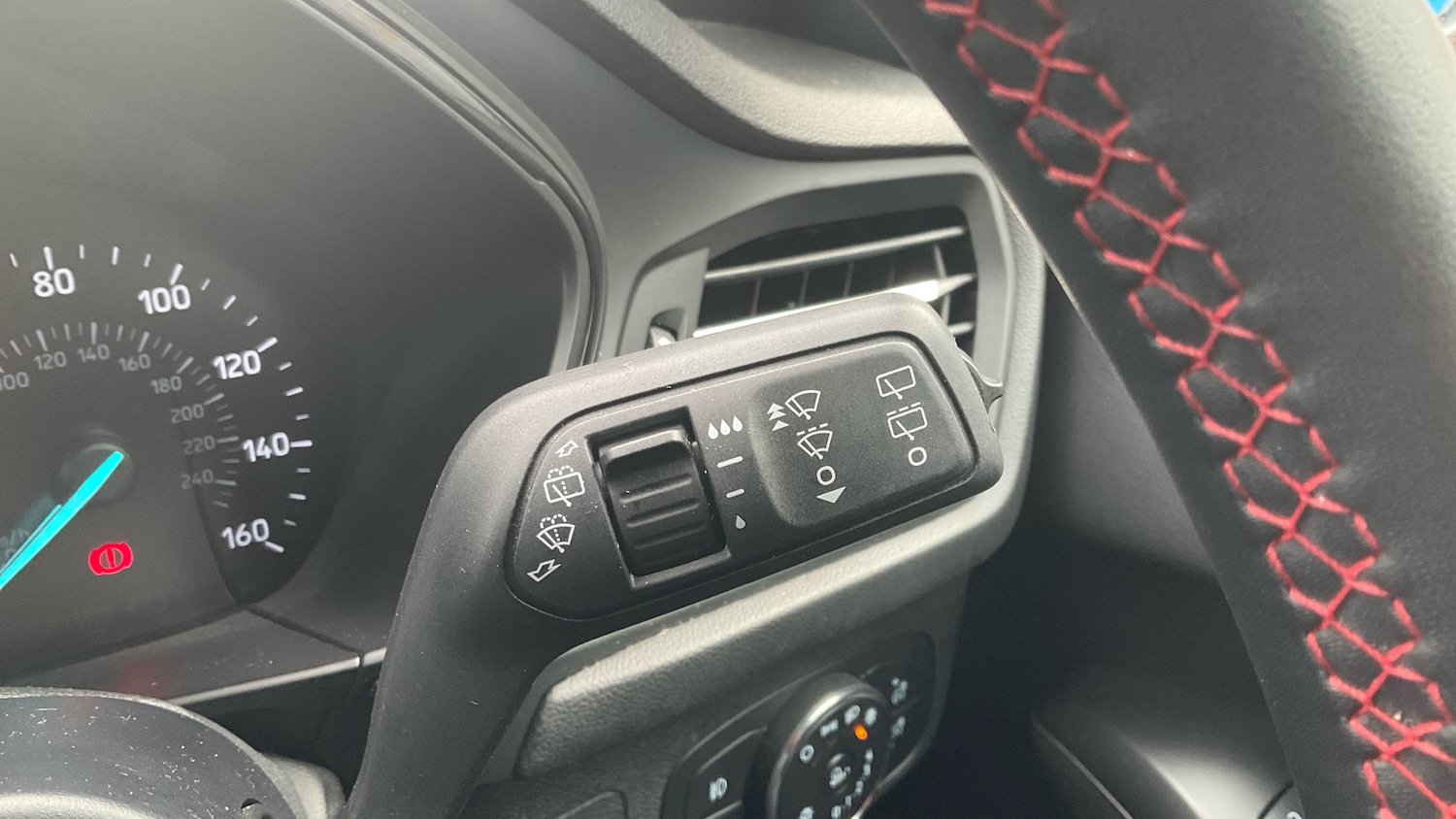 Used Ford Focus 2023 for sale - 76374034: Photo 34