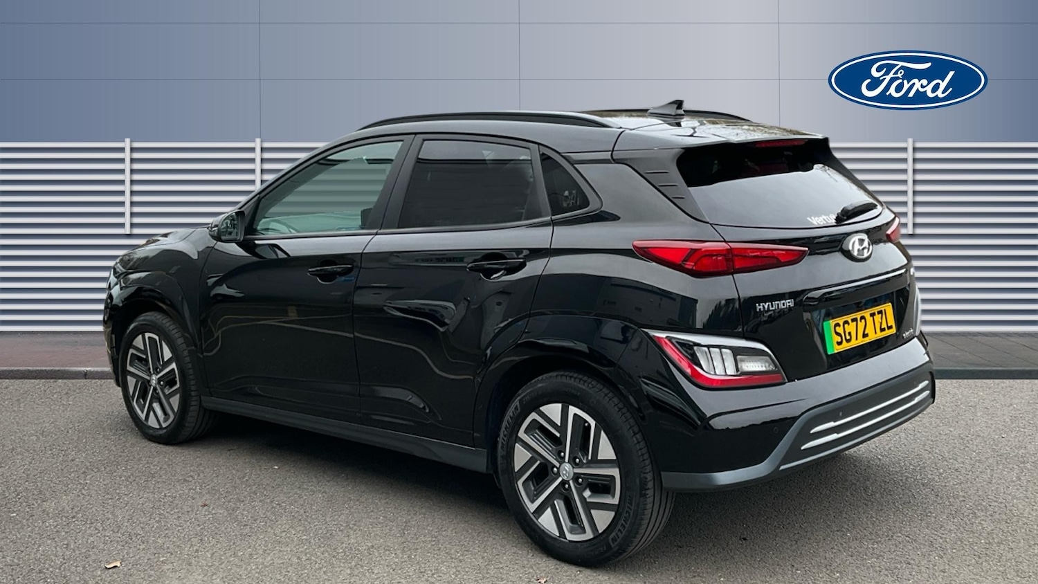 Used Hyundai KONA 2023 for sale - 77996932: Photo 2