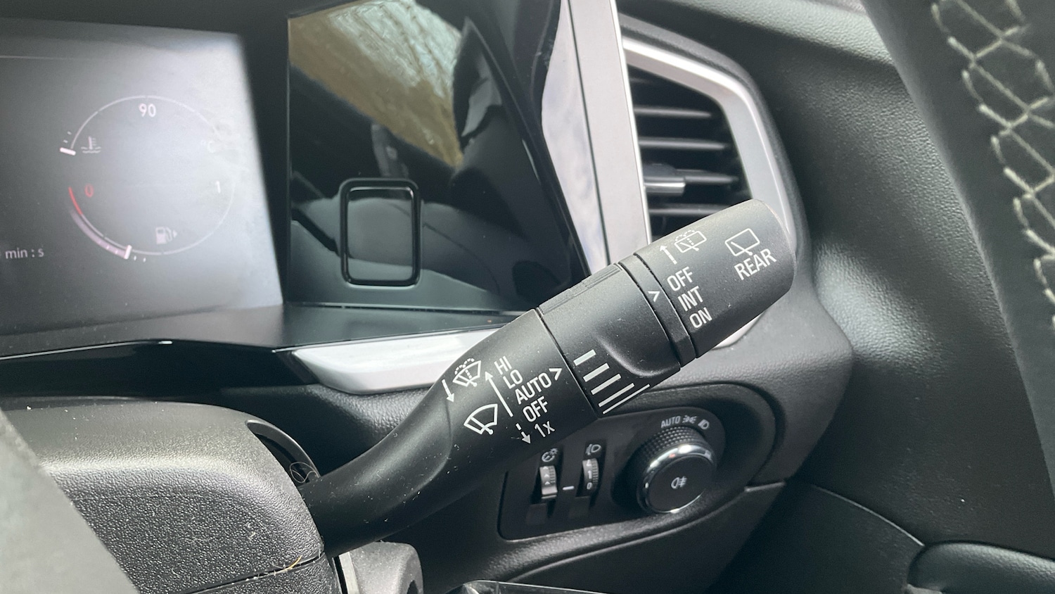 Used Vauxhall Grandland 2023 for sale - 76968354: Photo 31