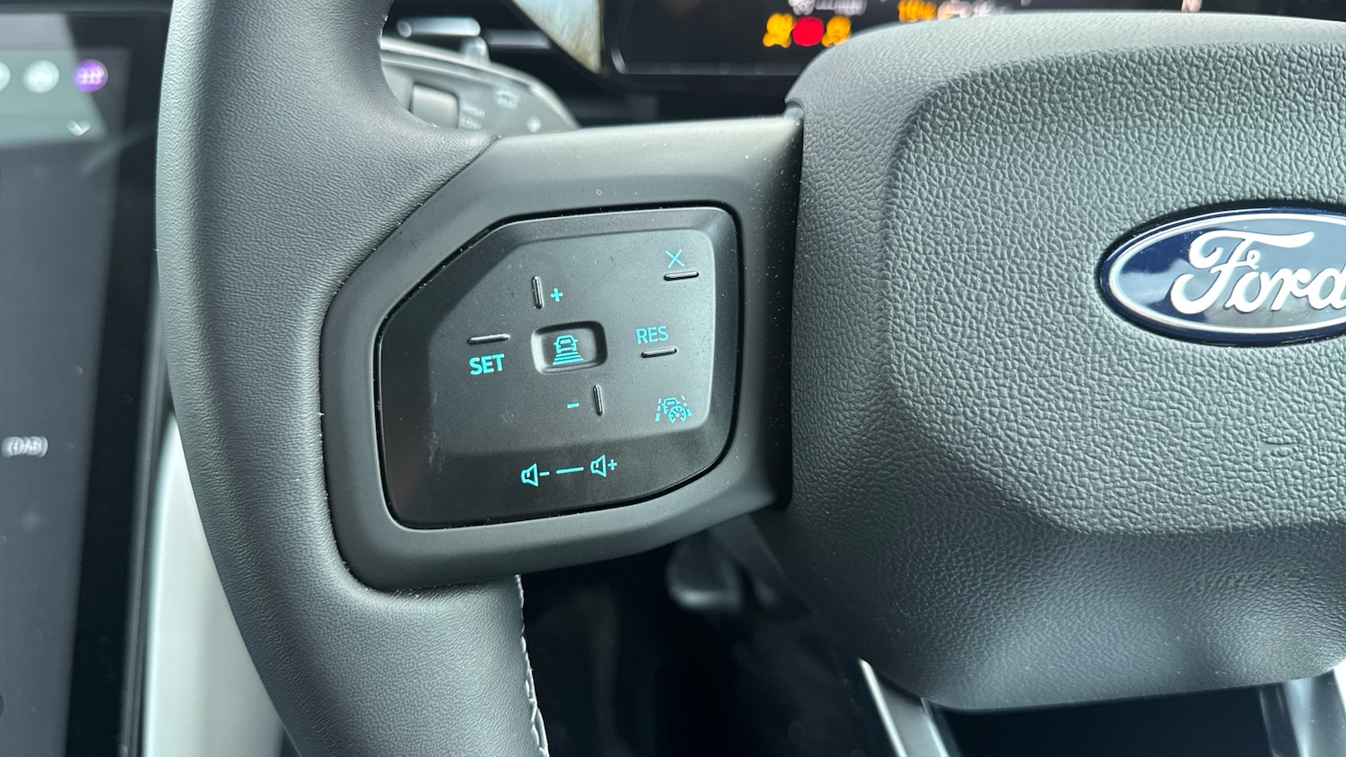 Used Ford Explorer 2025 for sale - 77979986: Photo 21