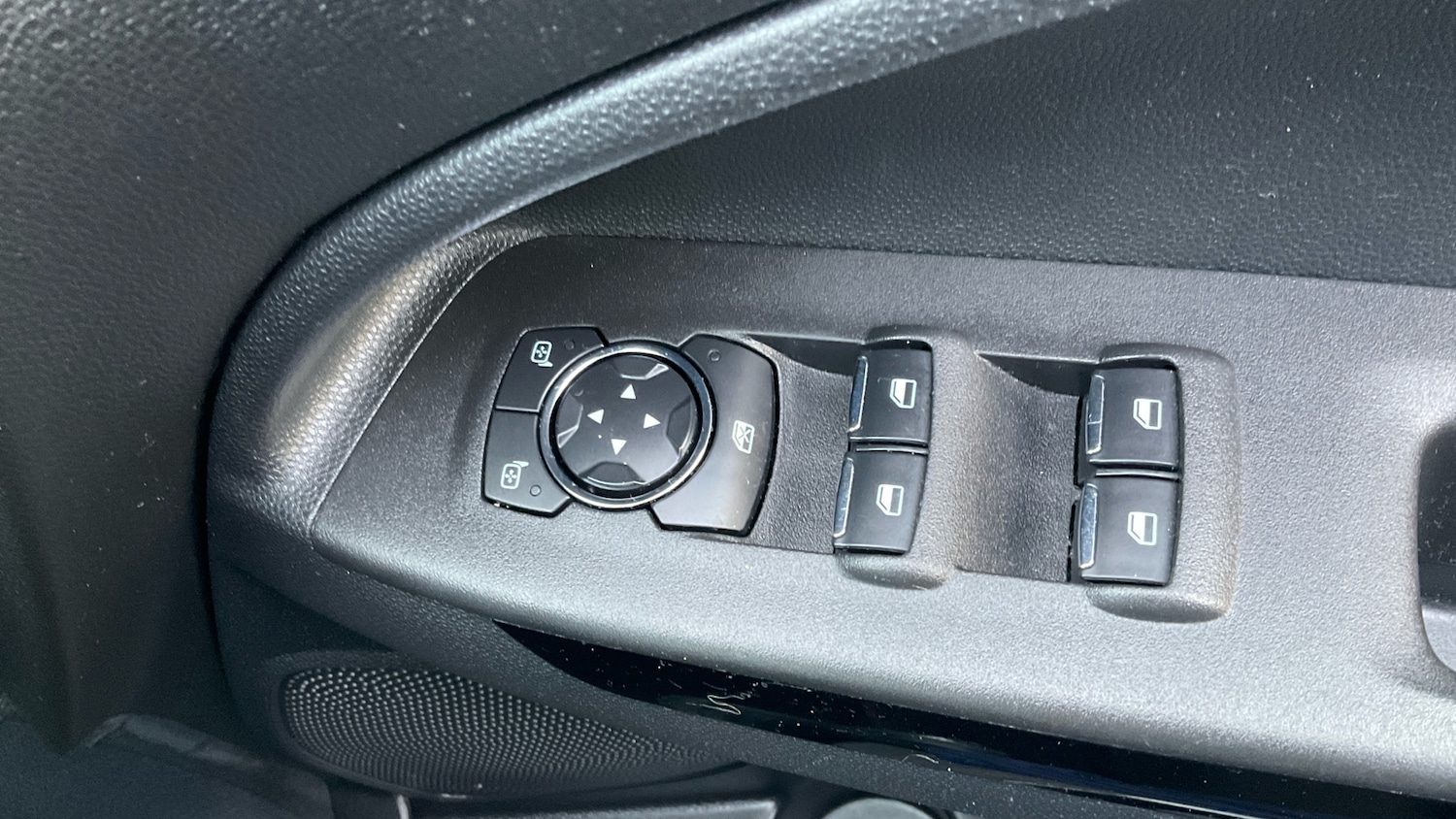 Used Ford Ecosport 2023 for sale - 77635262: Photo 31