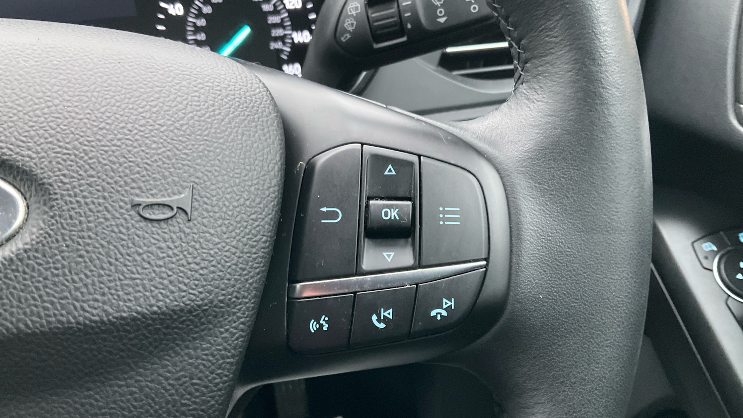 Used Ford Focus 2020 for sale - 76830570: Photo 33