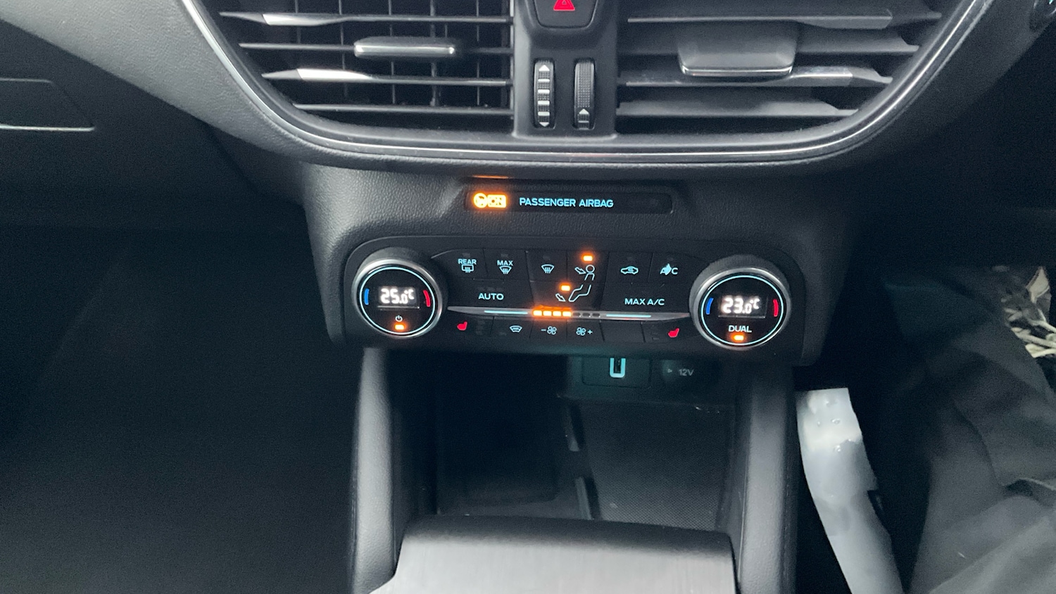 Used Ford Focus 2020 for sale - 76830570: Photo 39