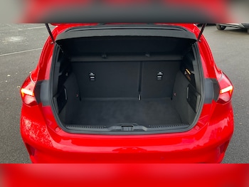 Used Ford Focus 2022 for sale - 76918154: Photo