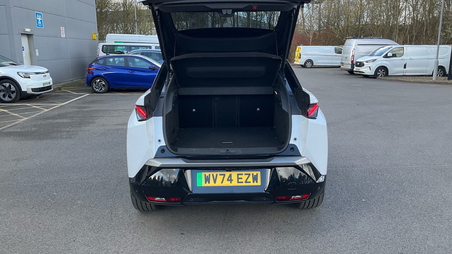 Used Peugeot 3008 2024 for sale - 77898723: Photo 4