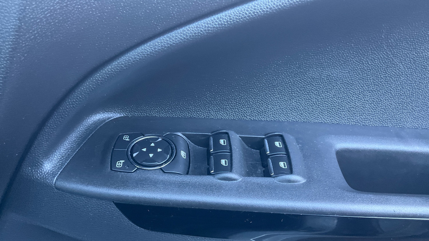 Used Ford Ecosport 2023 for sale - 76791302: Photo 27