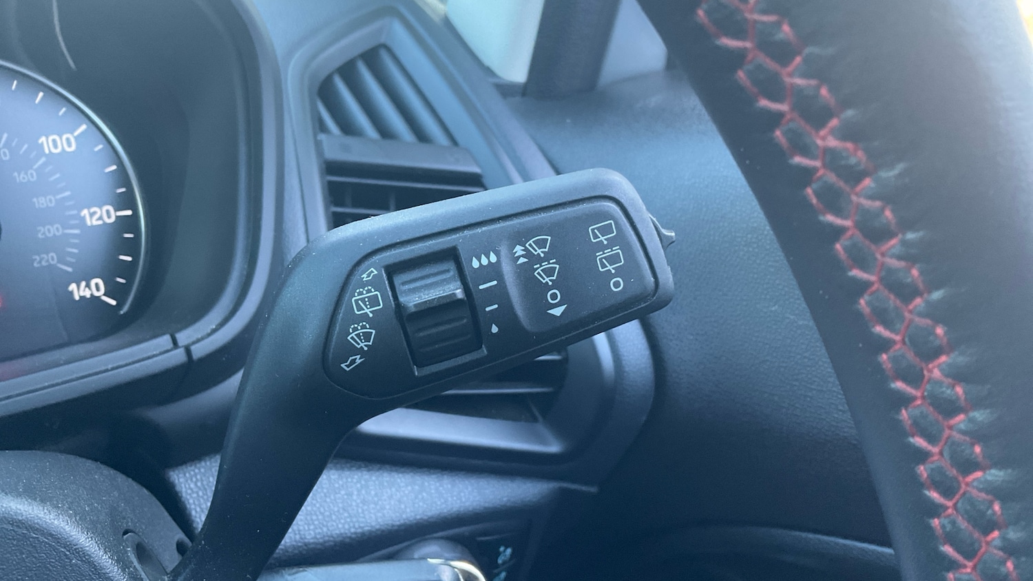 Used Ford Ecosport 2023 for sale - 76791302: Photo 32