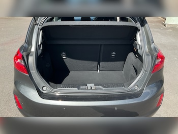 Used Ford Fiesta 2018 for sale - 78966668: Photo