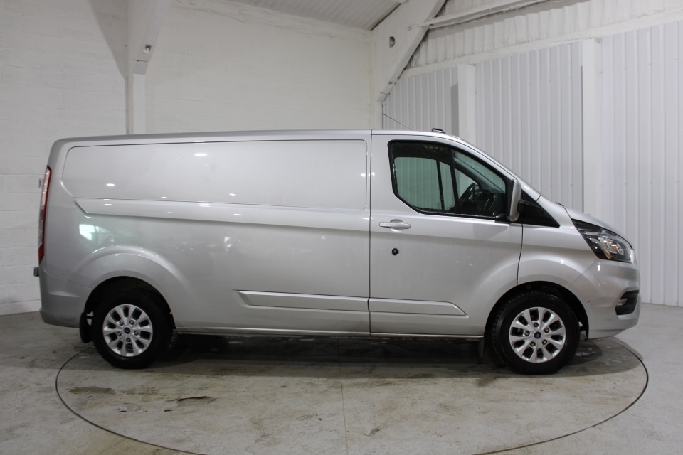 Used Ford Transit Custom 2022 for sale - 76415399: Photo 2