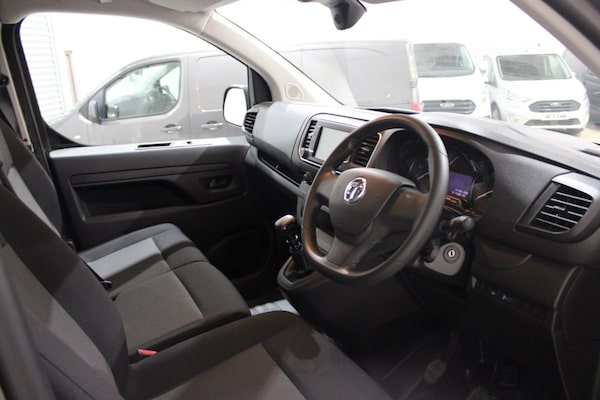 Used Vauxhall Vivaro 2023 for sale - 75106132: Photo 14