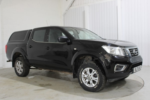 Used Nissan Navara 2021 for sale - 75593283: Photo 1