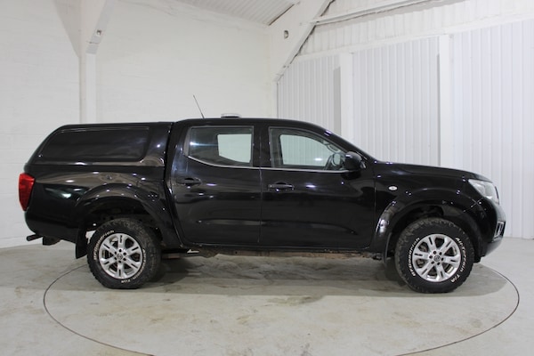 Used Nissan Navara 2021 for sale - 75593283: Photo 2