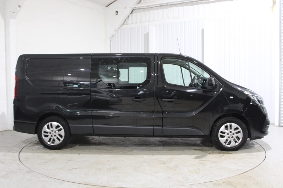 Used Renault Trafic 2021 for sale - 76466612: Photo 2