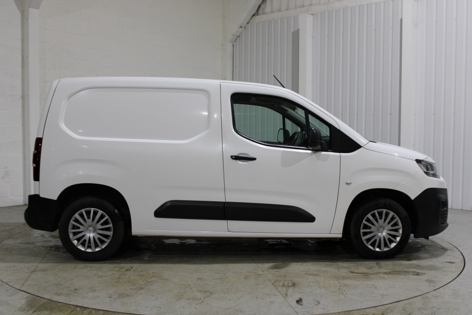 Used Citroen Berlingo 2020 for sale - 76720087: Photo 2