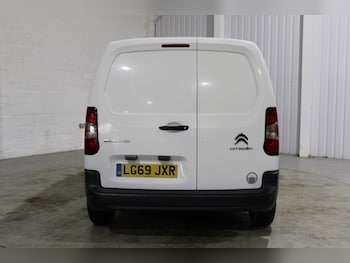 Used Citroen Berlingo 2020 for sale - 76720087: Photo