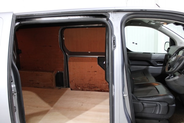 Used Vauxhall Vivaro 2022 for sale - 74980752: Photo 12