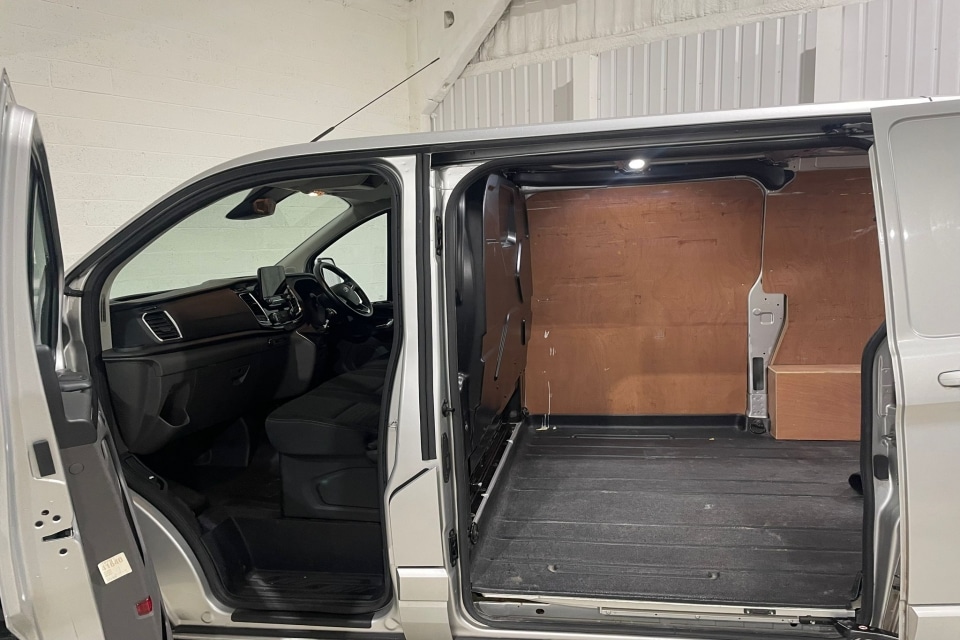 Used Ford Transit Custom 2020 for sale - 76252752: Photo 11