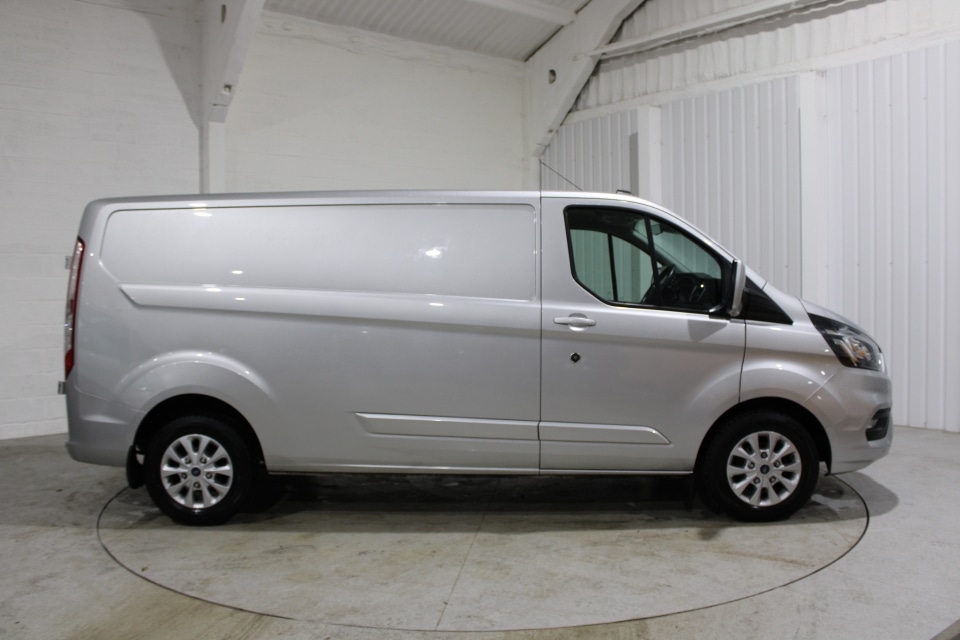 Used Ford Transit Custom 2022 for sale - 76415400: Photo 2
