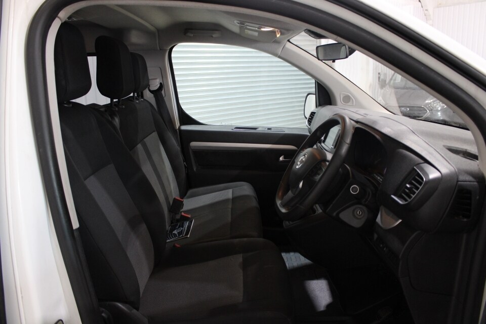 Used Vauxhall Vivaro 2020 for sale - 77375768: Photo 11