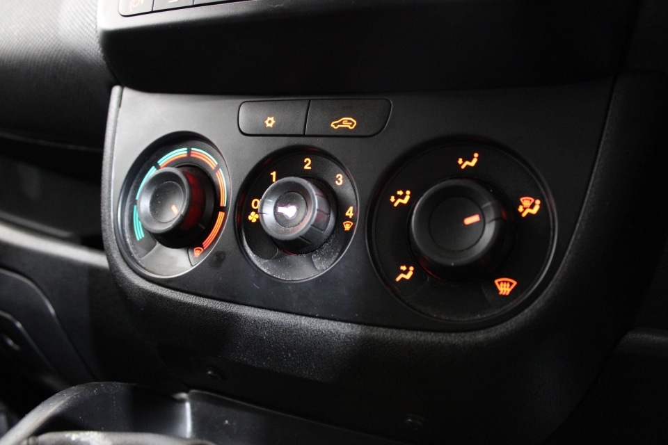 Used Fiat Doblo 2017 for sale - 77375756: Photo 17