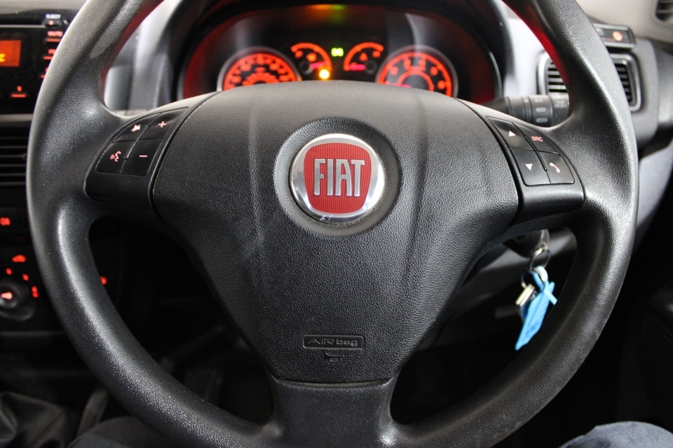 Used Fiat Doblo 2017 for sale - 77375756: Photo 18