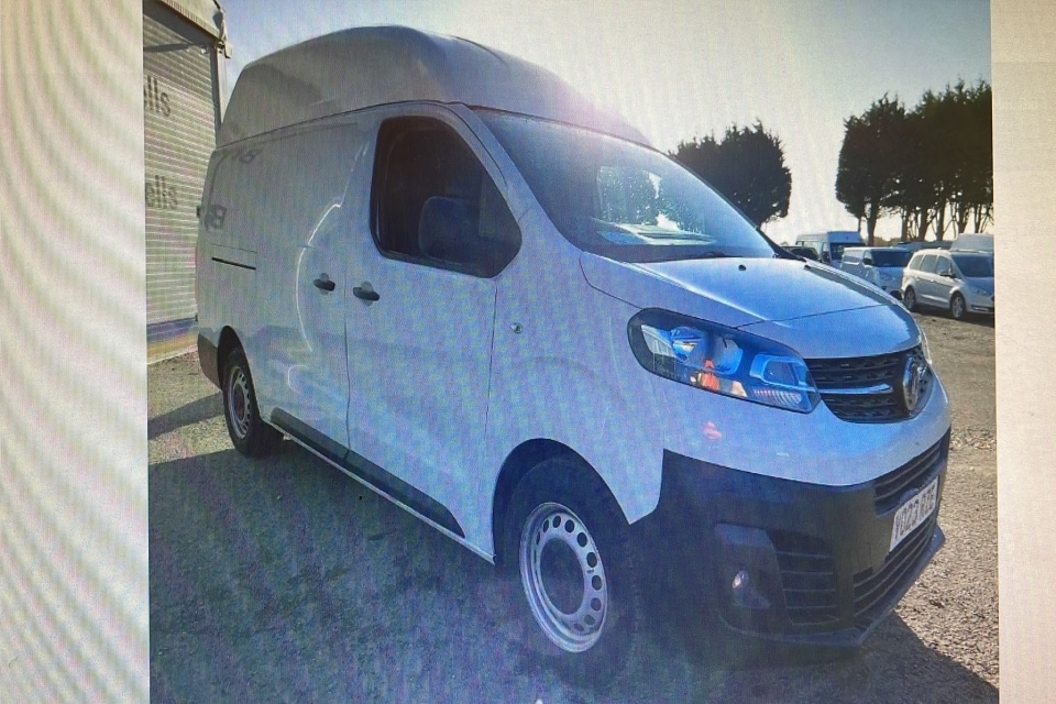 Used Vauxhall Vivaro 2023 for sale - 76466610: Photo 3