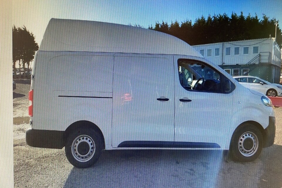 Used Vauxhall Vivaro 2023 for sale - 76466610: Photo 4