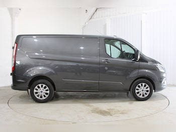Used Ford Transit Custom 2023 for sale - 77715115: Photo