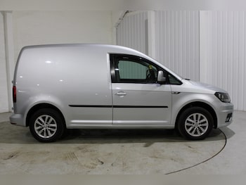 Used Volkswagen Caddy 2017 for sale - 76252753: Photo 2