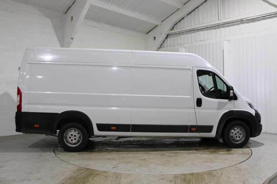 Used Vauxhall Movano 2023 for sale - 77375767: Photo 2