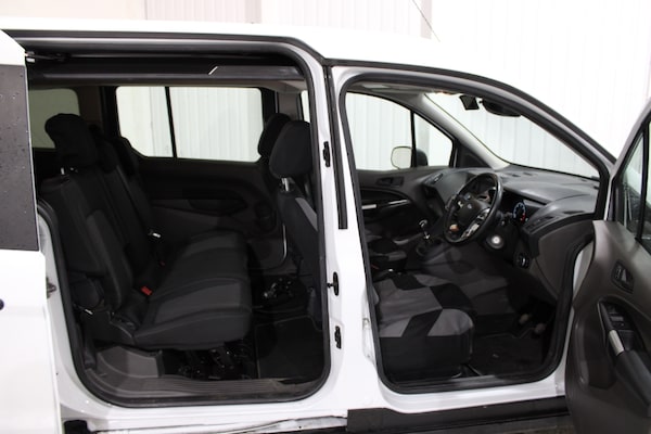 Used Ford Grand Tourneo Connect 2020 for sale - 76252759: Photo 12