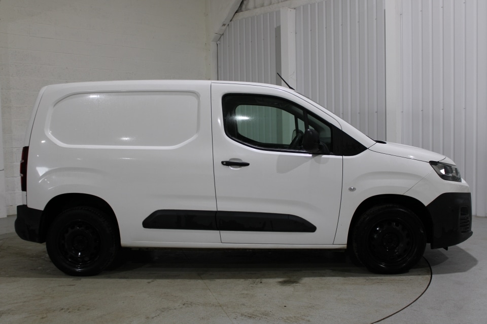 Used Citroen Berlingo 2020 for sale - 76720091: Photo 2