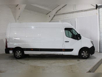 Used Nissan Interstar 2022 for sale - 75467018: Photo