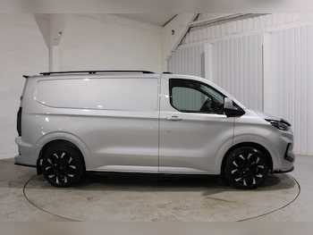 Used Ford Transit Custom 2024 for sale - 76252763: Photo 2