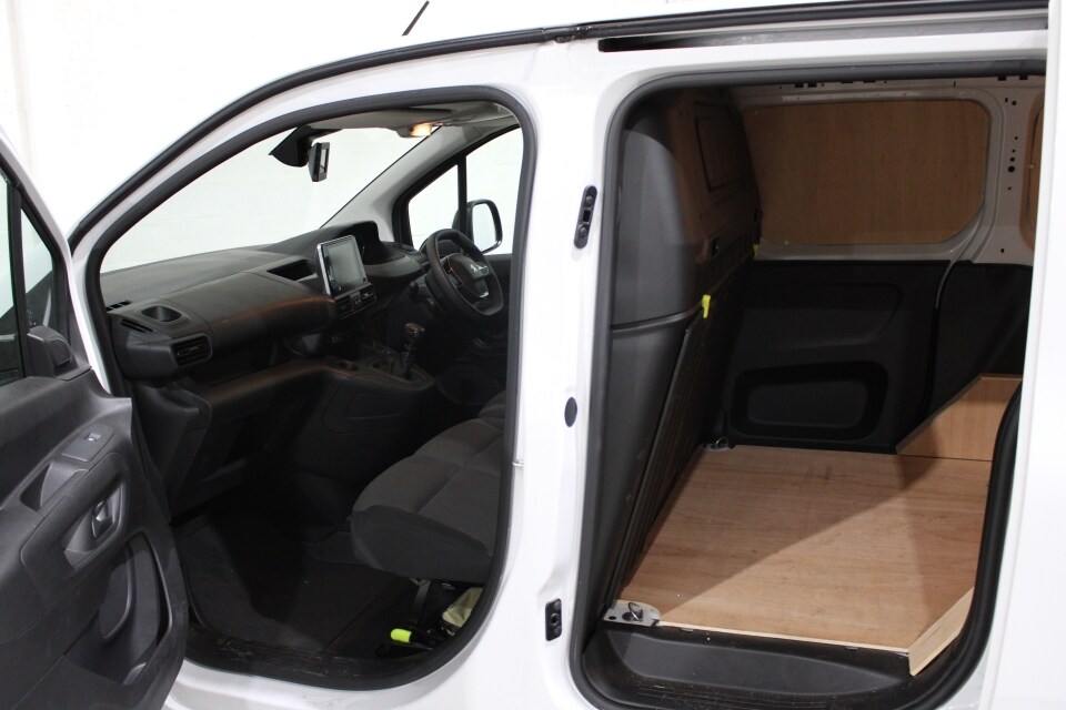 Used Peugeot Partner 2022 for sale - 76276118: Photo 12