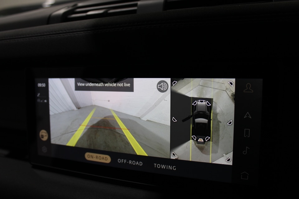 Used Land Rover Defender 2022 for sale - 75957193: Photo 15