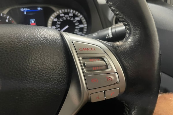 Used Nissan Navara 2020 for sale - 75593276: Photo 15