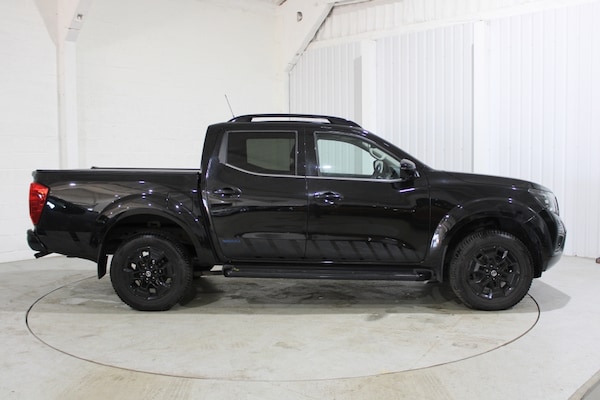 Used Nissan Navara 2020 for sale - 75593276: Photo 2
