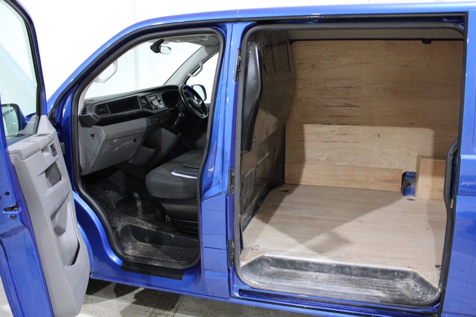 Used Volkswagen Transporter 2023 for sale - 76720090: Photo 13