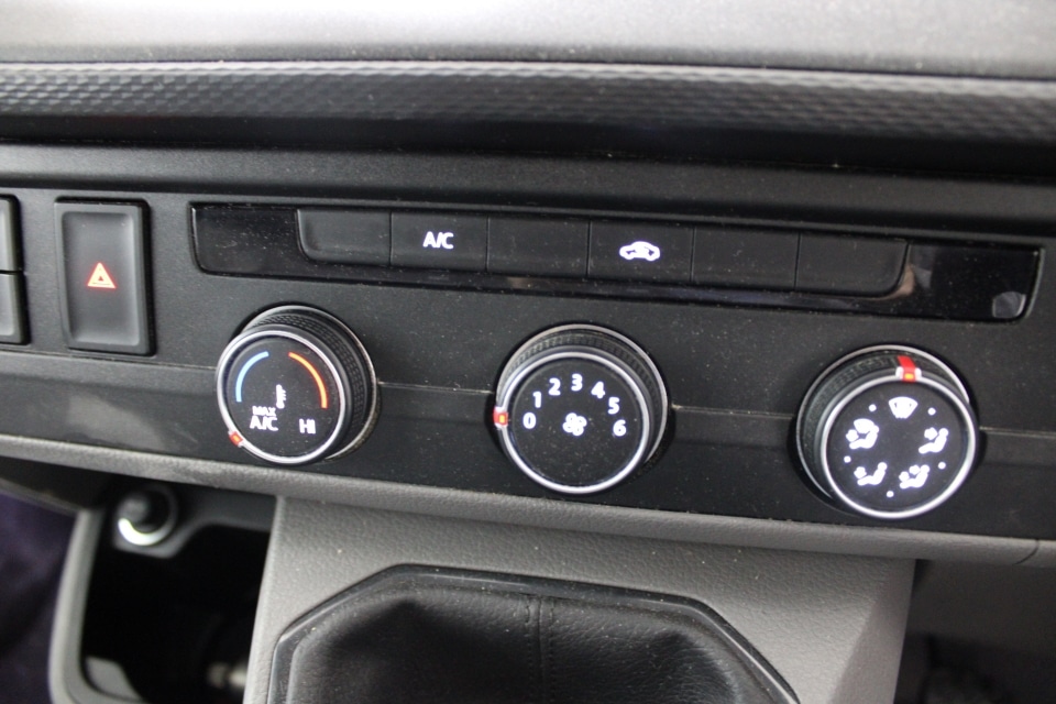 Used Volkswagen Transporter 2023 for sale - 76720090: Photo 18