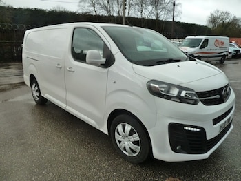 Vauxhall Vivaro feature image
