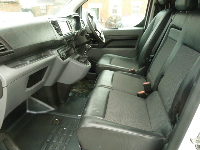 Used Vauxhall Vivaro 2020 for sale - 77604486: Photo 5