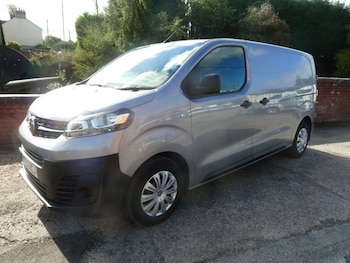 Vauxhall - Vivaro