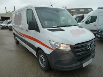Mercedes-Benz Sprinter feature image