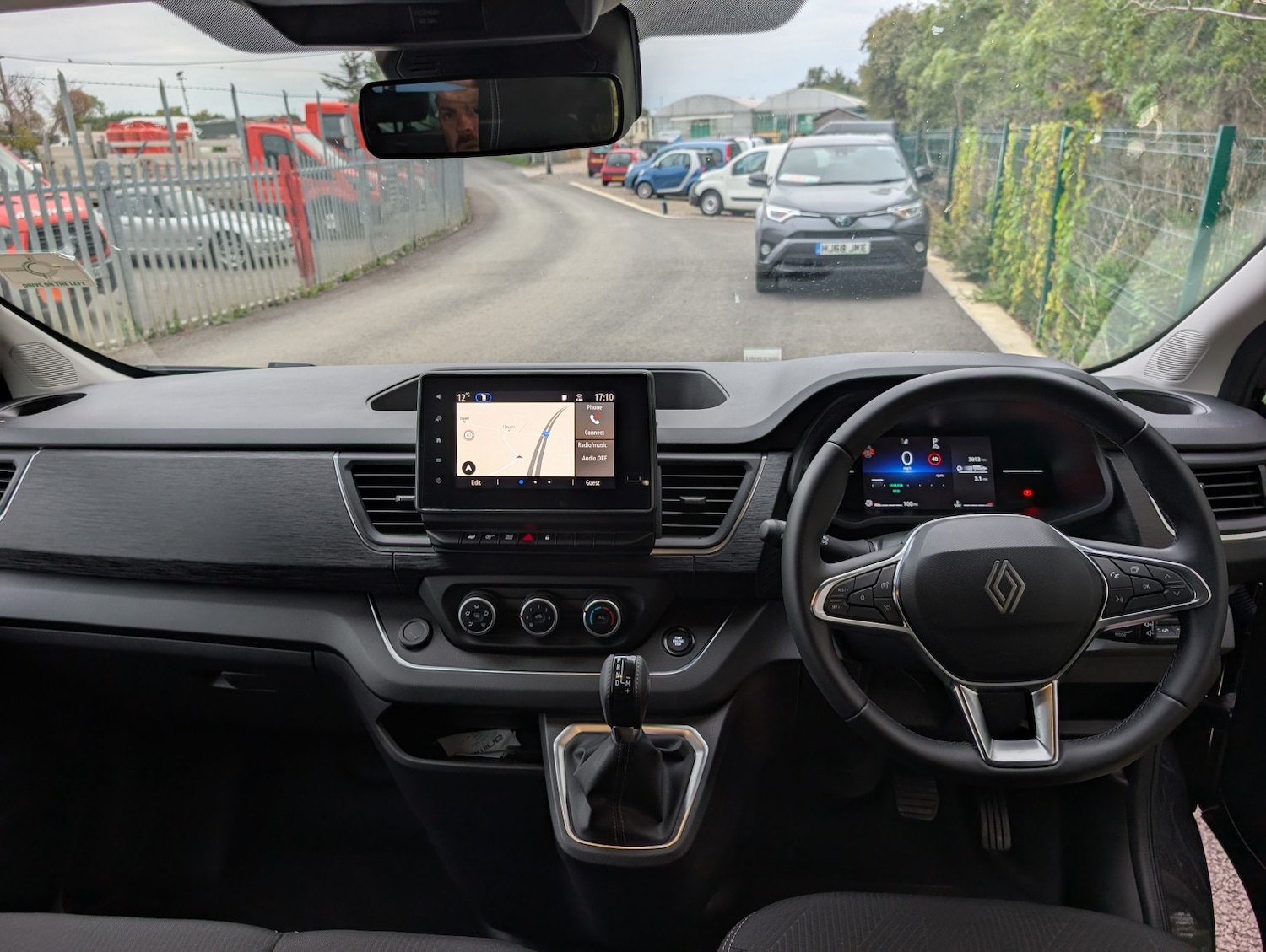 Used Renault Trafic 2024 for sale - 77535867: Photo 2