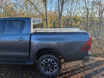 Used Toyota Hilux 2021 for sale - 76656016: Photo