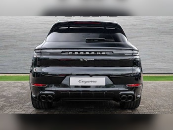 Used Porsche Cayenne 2025 for sale - 75218610: Photo