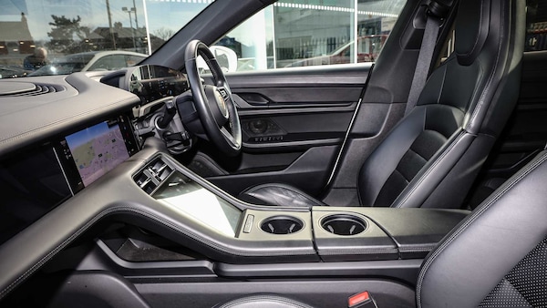 Used Porsche Taycan 2020 for sale - 75218462: Photo 11
