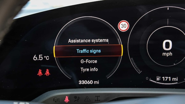 Used Porsche Taycan 2020 for sale - 75218462: Photo 25