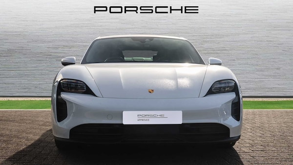 Used Porsche Taycan 2020 for sale - 75218462: Photo 9